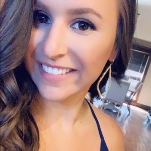 Meet your Posher, Megan